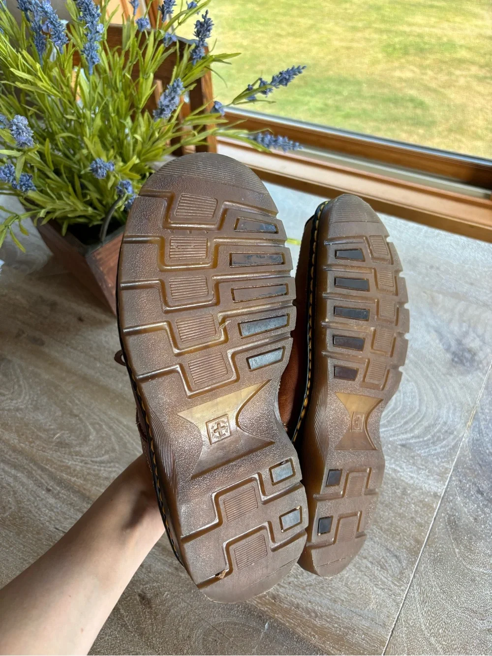 Vintage Dr. Martens Leather Lace-Up Oxfords